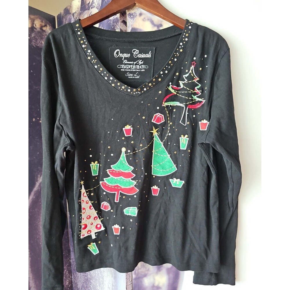Onque Casuals Womens Holiday Christmas Trees Gifts Beaded Black Graphic Top AD01